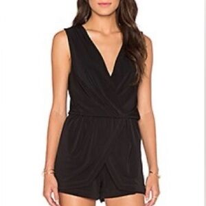 BCBG GENERATION Classic Coquette Sexy Stylish Casual Chic Retro Goth Romper SzM